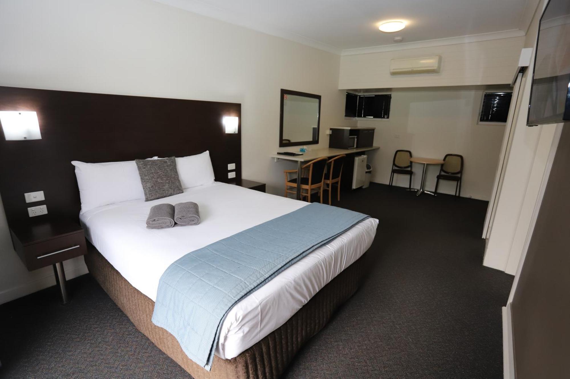 Sleepy Hill Motor Inn Раймонд-Террас Экстерьер фото