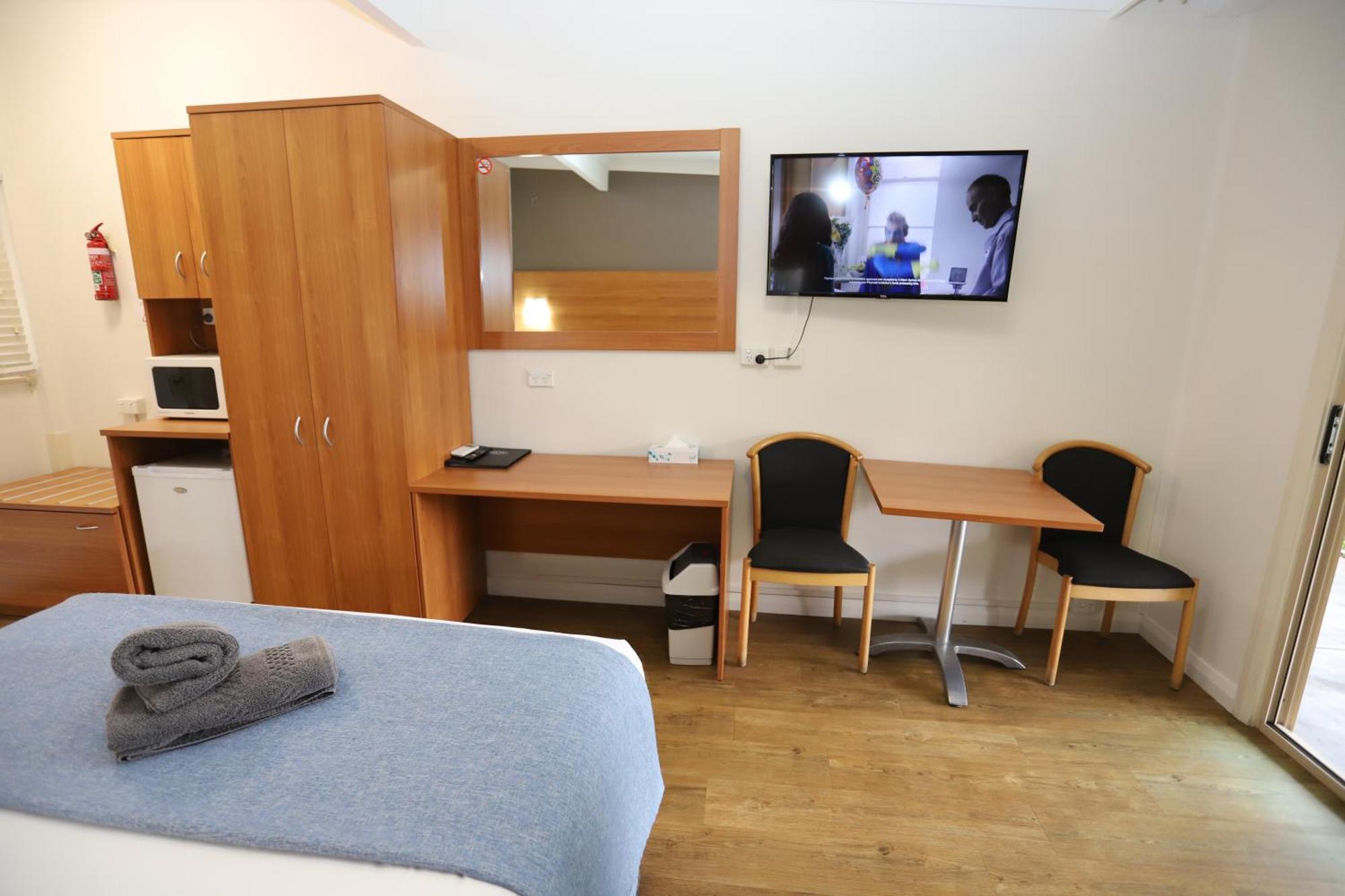 Sleepy Hill Motor Inn Раймонд-Террас Экстерьер фото